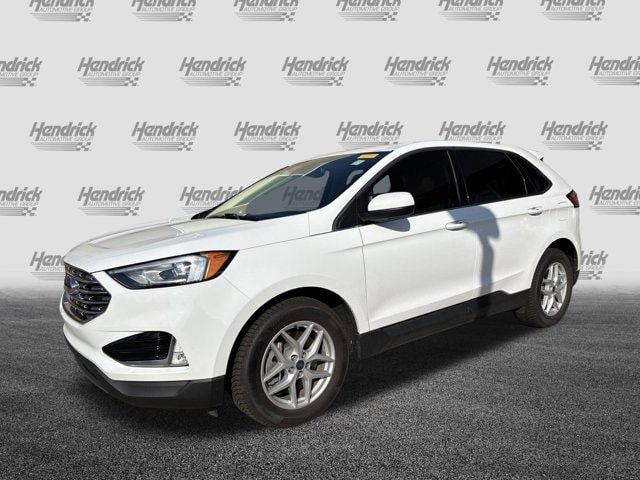 2021 Ford Edge SEL photo 5