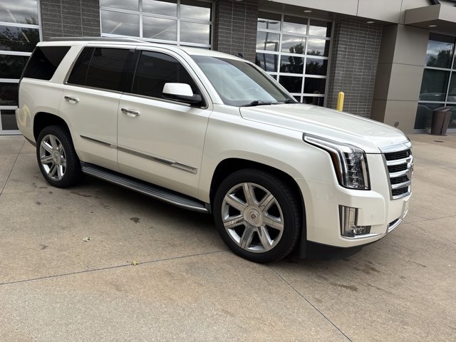Used 2015 Cadillac Escalade Luxury with VIN 1GYS4BKJ2FR199288 for sale in Kansas City