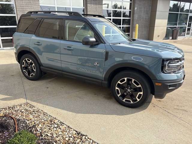 Used 2022 Ford Bronco Sport Outer Banks with VIN 3FMCR9C60NRD43627 for sale in Kansas City