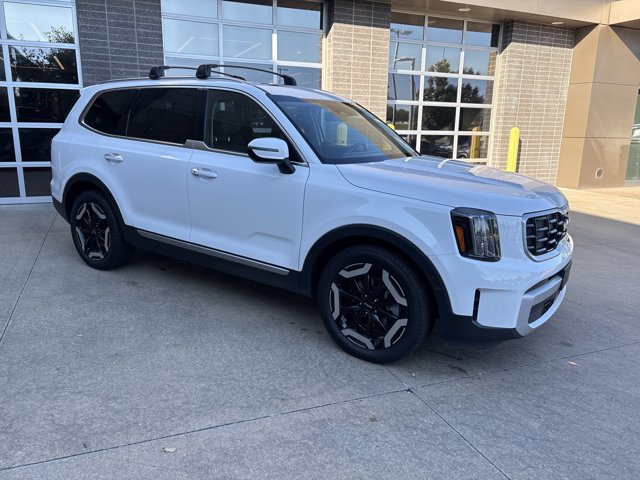 Used 2025 Kia Telluride S SUV