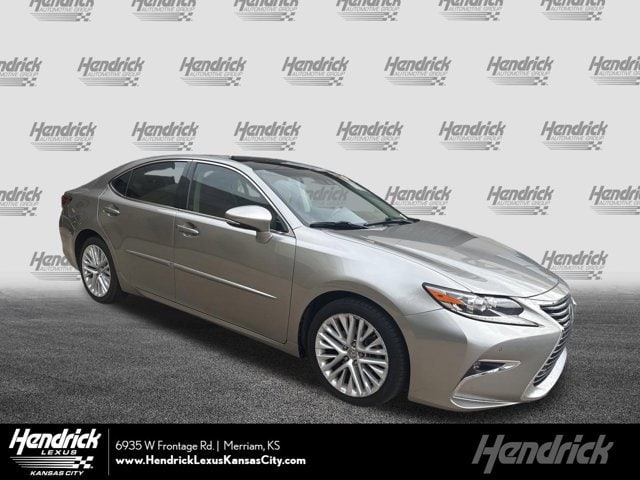 2016 Lexus ES 350 350's photo