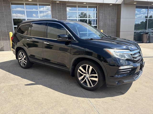 Used 2016 Honda Pilot Elite with VIN 5FNYF6H04GB034494 for sale in Kansas City