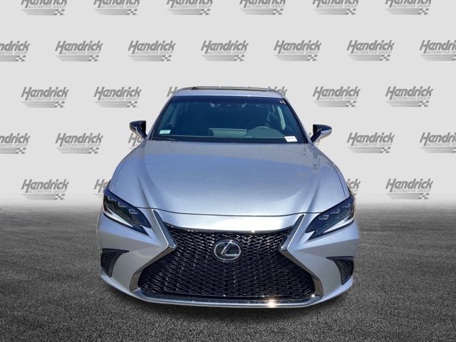 2025 Lexus ES 300h F SPORT Design photo 3