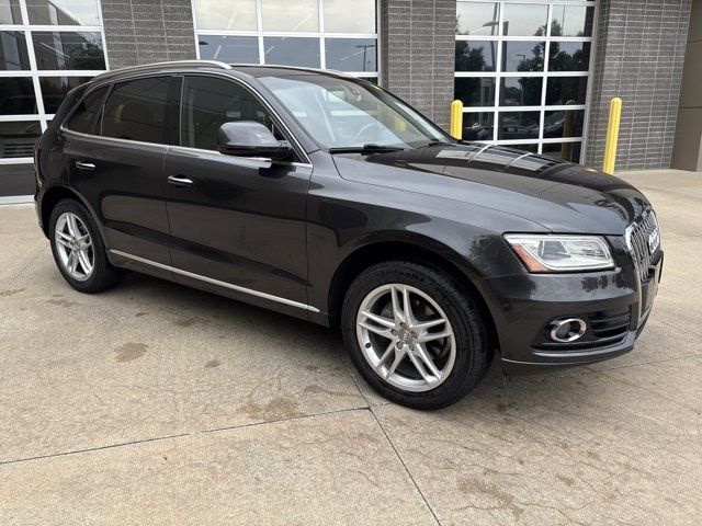Used 2016 Audi Q5 Premium Plus with VIN WA1L2AFP3GA140821 for sale in Kansas City