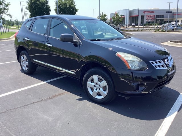 Used 2014 Nissan Rogue Select S with VIN JN8AS5MT4EW617202 for sale in Kansas City