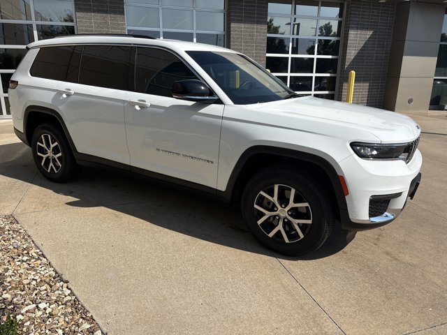 Used 2024 Jeep Grand Cherokee L Limited with VIN 1C4RJKBG0R8925242 for sale in Kansas City