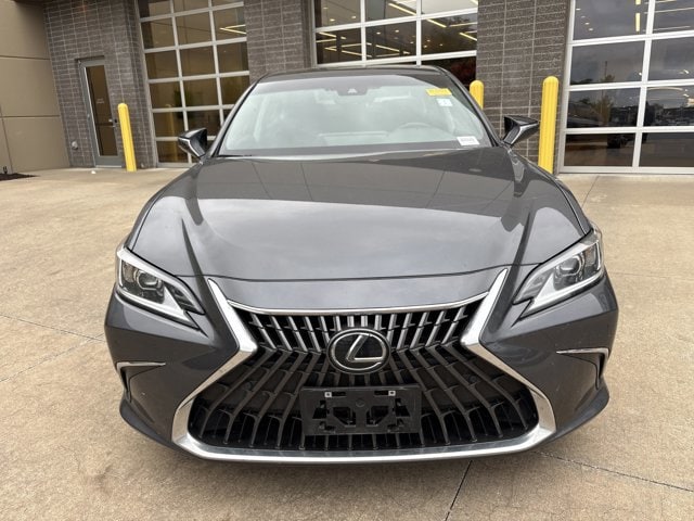 2023 LEXUS ES 250 AWD photo 2
