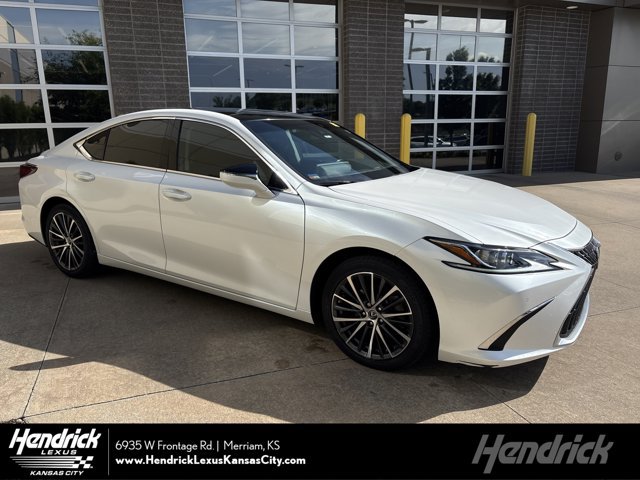 2022 Lexus ES 350 350's photo