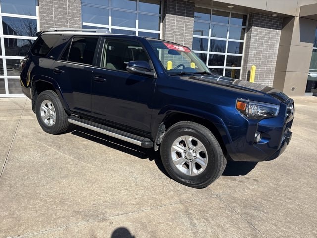 Used 2017 Toyota 4Runner SR5 Premium with VIN JTEBU5JR3H5437539 for sale in Kansas City