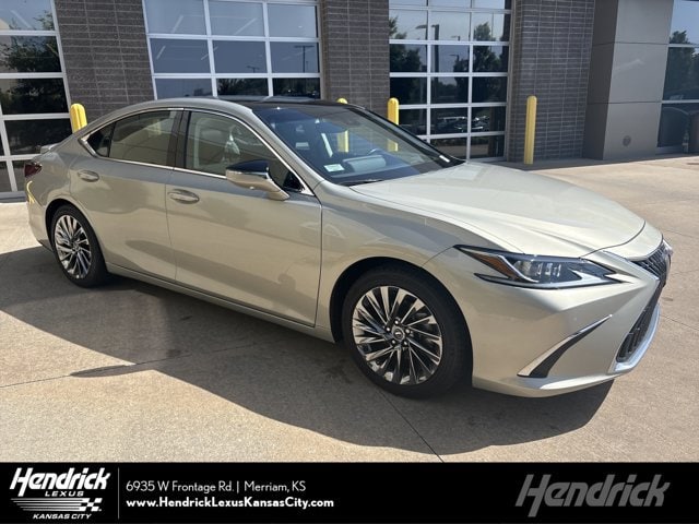 2025 Lexus ES 350 350 Luxury's photo