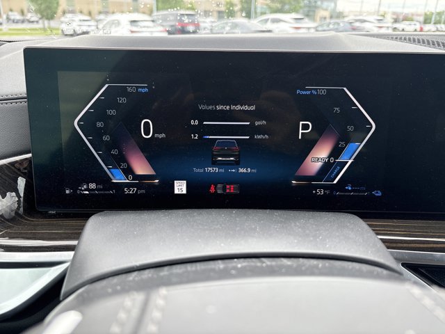 2025 BMW X5 xDrive50e photo 5