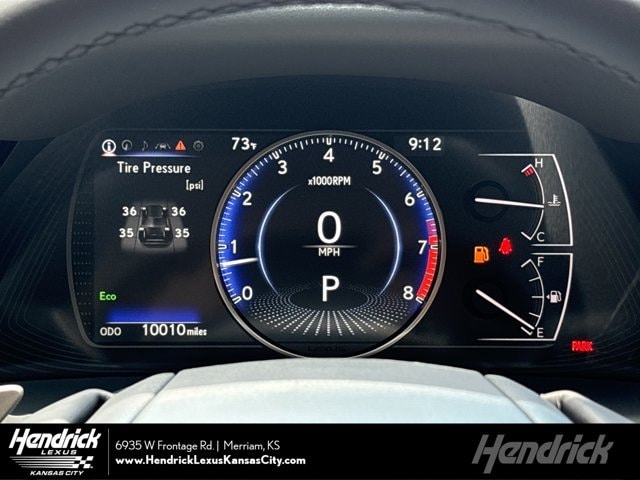2025 Lexus ES 350 350's photo