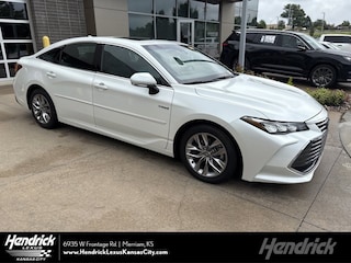 2021 Toyota Avalon Hybrid XLE Sedan