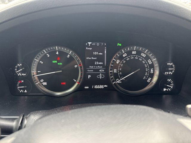 2017 Lexus LX 570 photo 3