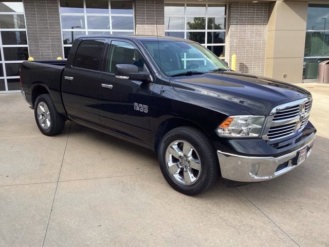 Used 2017 RAM Ram 1500 Pickup Big Horn with VIN 1C6RR7LG1HS681887 for sale in Kansas City