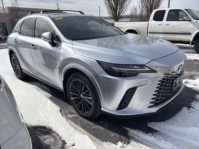 Used 2025 Lexus RX 350 with VIN 2T2BAMCA5SC099081 for sale in Kansas City