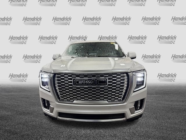 2023 GMC Yukon Denali photo 4
