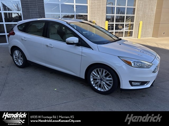2016 Ford Focus Titanium's photo