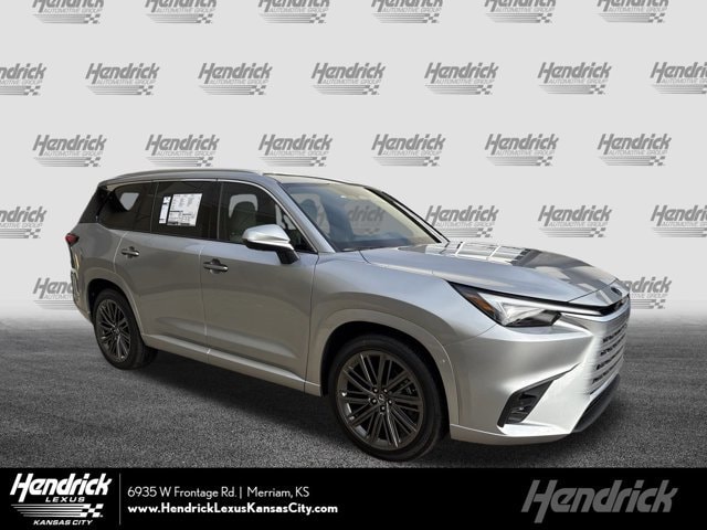 2026 Lexus TX Luxury's photo