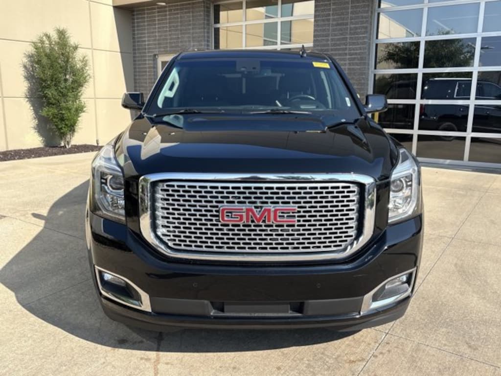 Used 2017 GMC Yukon Denali SUV