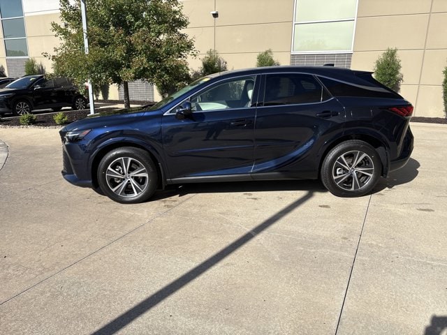 2023 LEXUS RX RX 350h Premium Plus photo 4