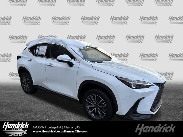 2026 Lexus NX PHEV 450h+'s photo