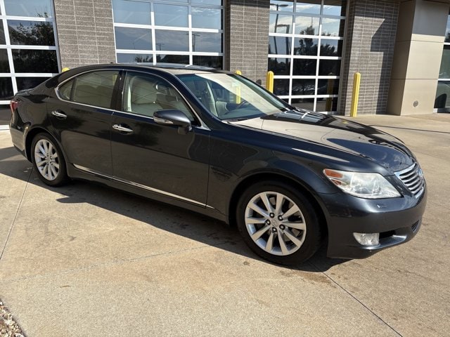 Used 2010 Lexus LS Base with VIN JTHCL5EF2A5006934 for sale in Kansas City