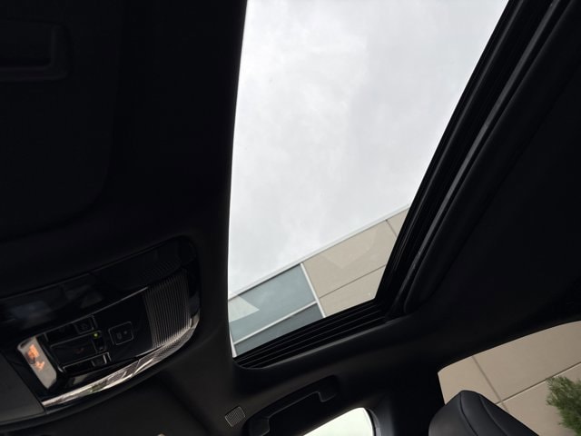 2024 LEXUS RX RX 350h photo 2