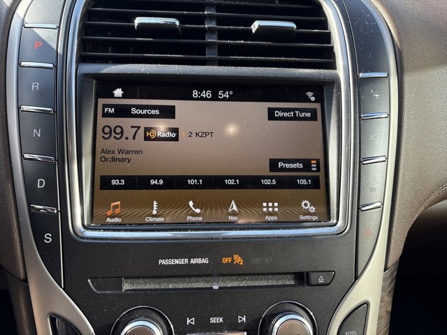 2017 Lincoln MKX Reserve photo 2