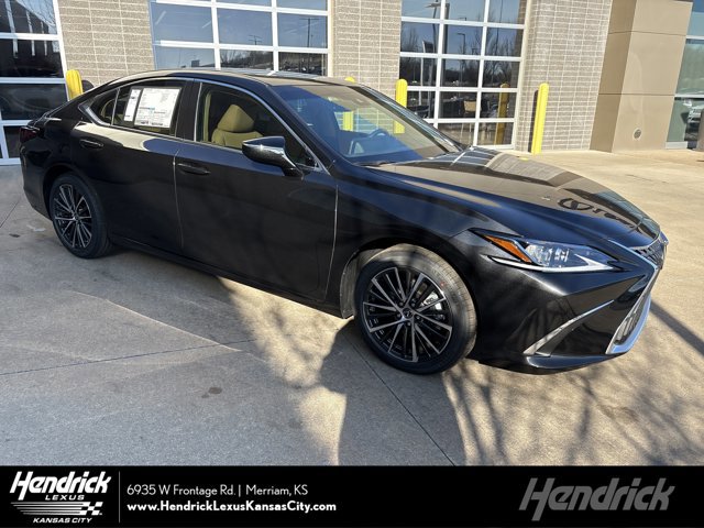 2025 Lexus ES 350's photo