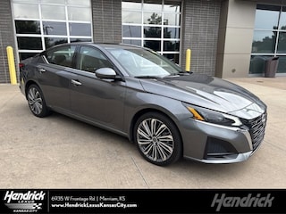 2025 Nissan Altima SL Sedan