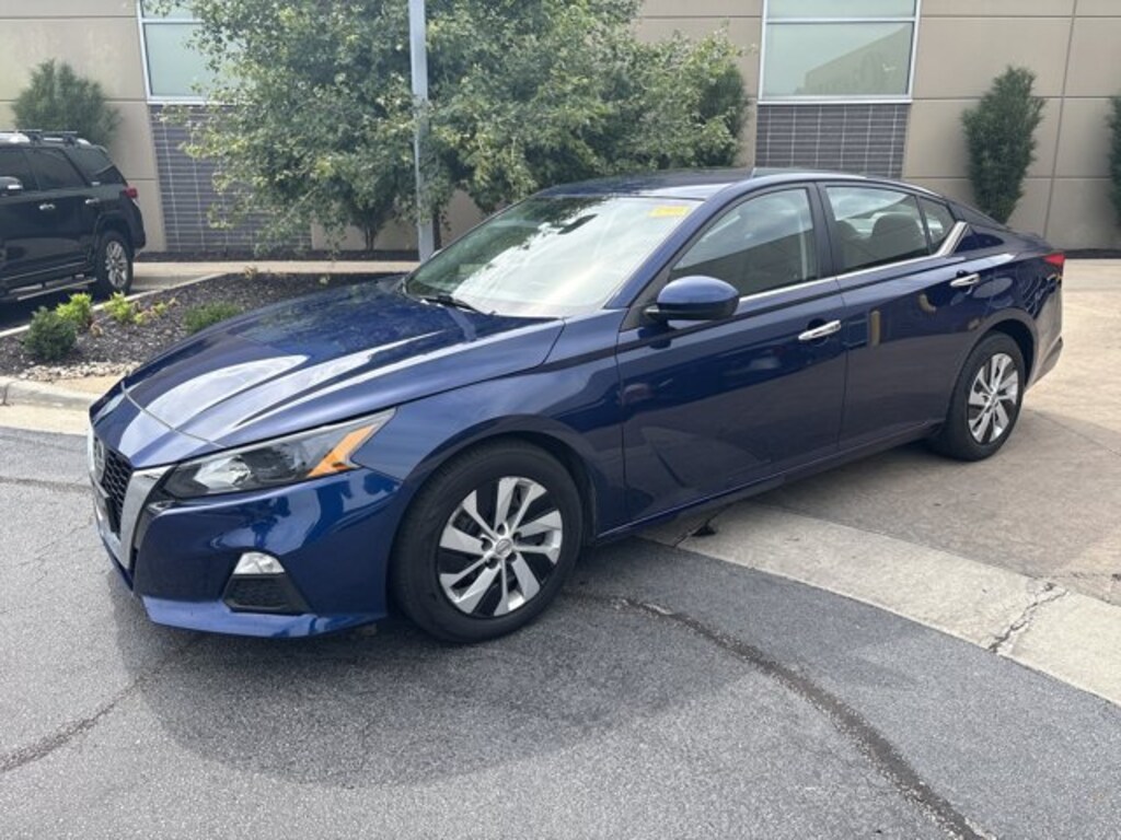 Used 2022 Nissan Altima 2.5 S Sedan