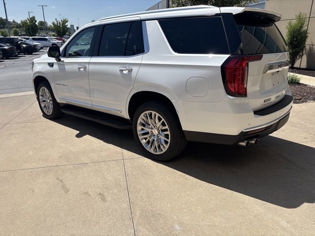 2024 GMC Yukon Denali photo 6