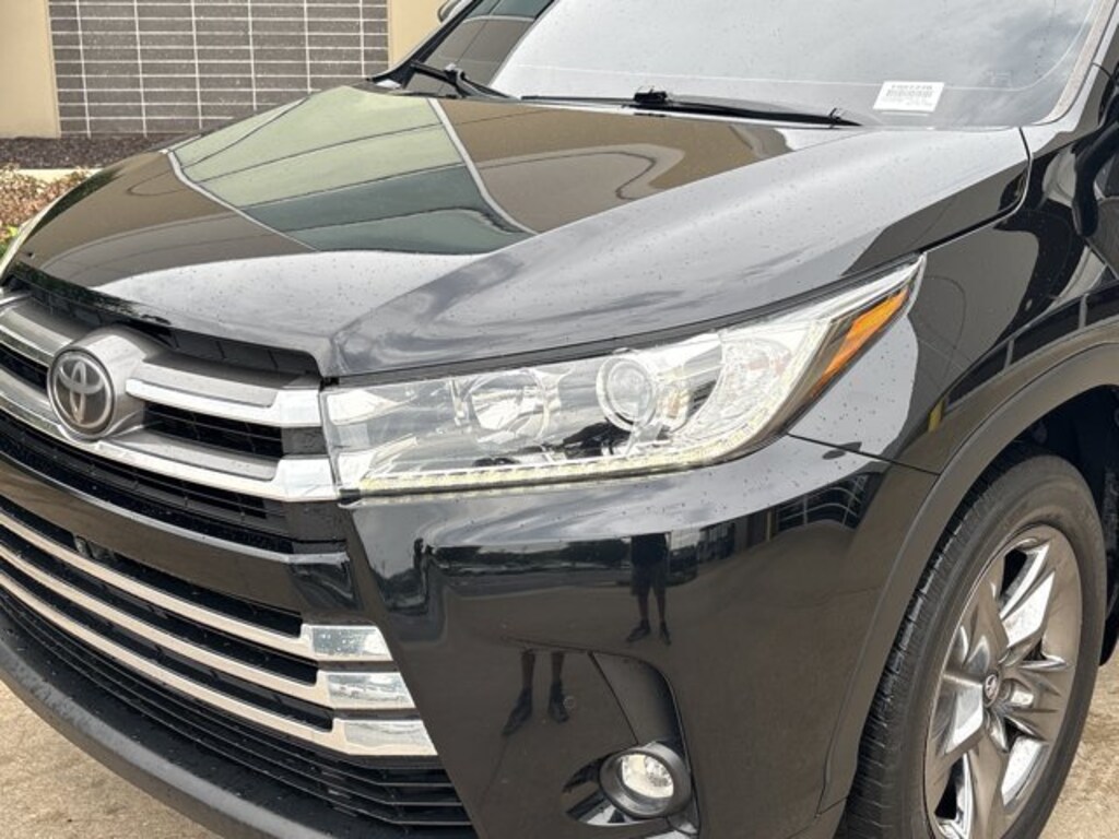 Used 2019 Toyota Highlander Limited Platinum SUV