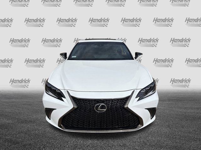 2025 Lexus ES 300h F SPORT Design photo 3