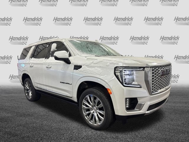 2023 GMC Yukon Denali photo 2