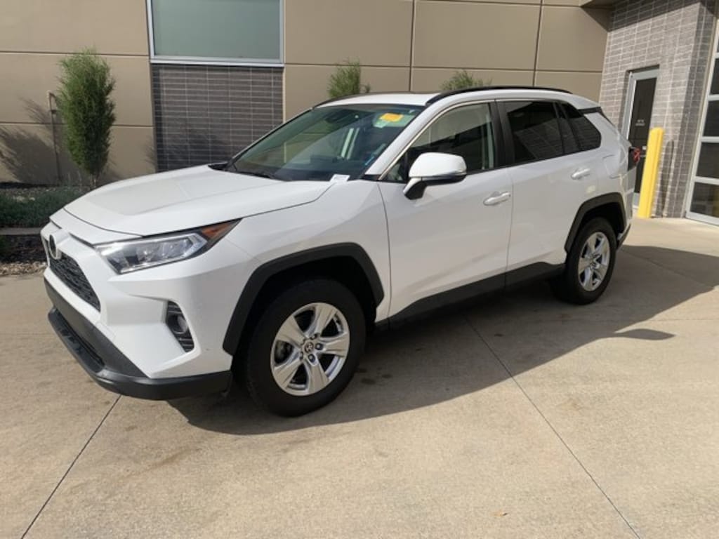 Used 2020 Toyota RAV4 XLE SUV
