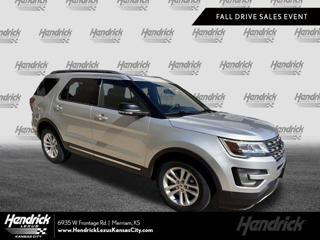 2017 Ford Explorer XLT SUV
