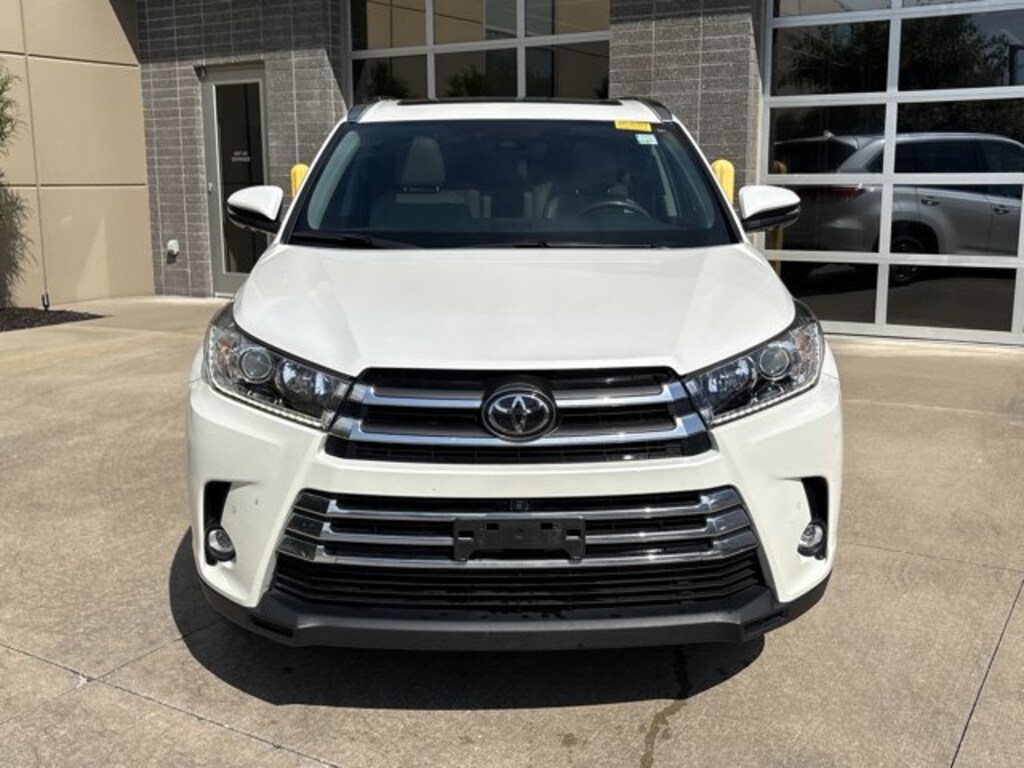 Used 2019 Toyota Highlander Limited Platinum SUV