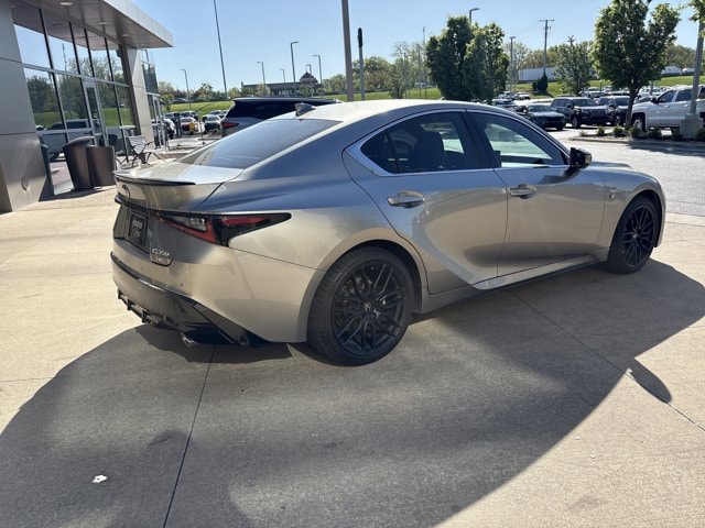 2023 LEXUS IS IS 350 F SPORT photo 3