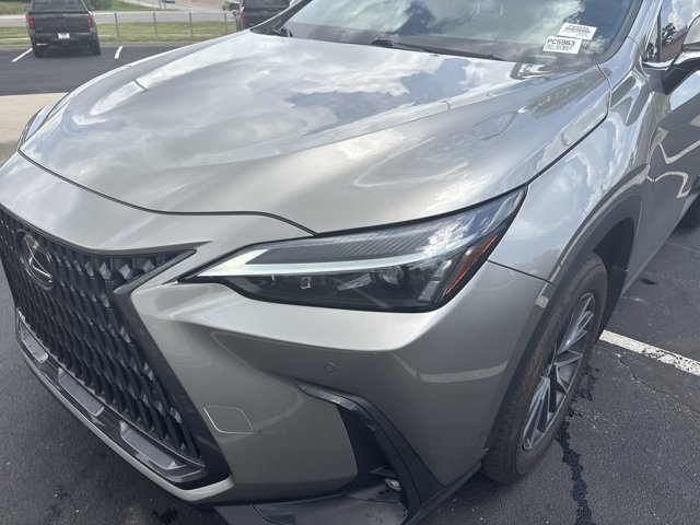 2022 Lexus NX 350 Premium photo 3