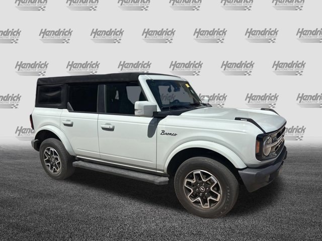Used 2021 Ford Bronco 4-Door Outer Banks with VIN 1FMDE5BHXMLA73301 for sale in Kansas City