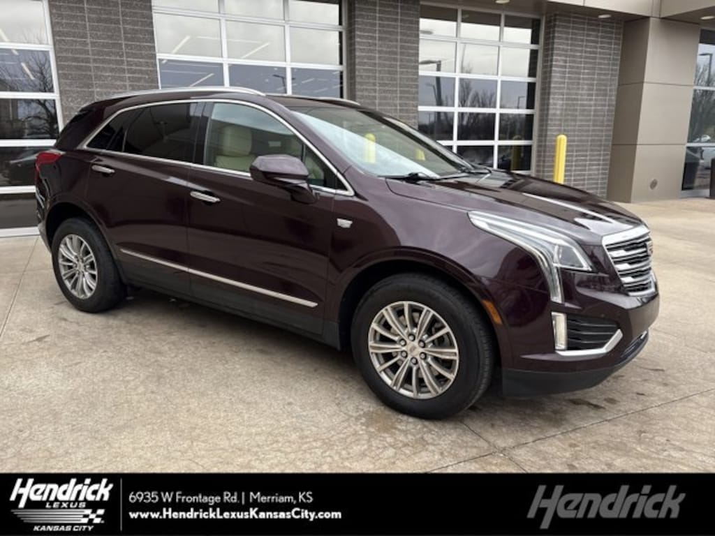 Used 2017 Cadillac XT5 Luxury FWD SUV