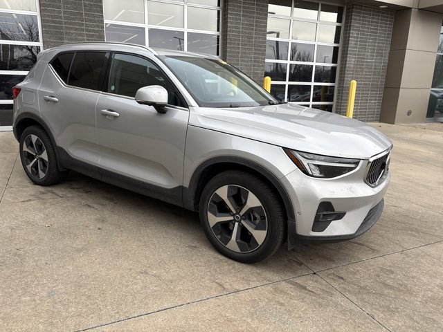 Used 2025 Volvo XC40 Plus with VIN YV4L12UEXS2586500 for sale in Kansas City