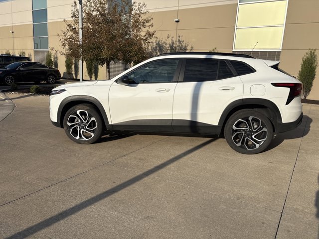 2025 Chevrolet Trax 2RS photo 3