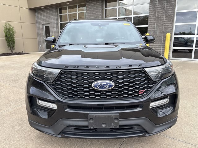 2020 Ford Explorer ST photo 2