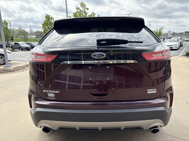 2019 Ford Edge SEL photo 3
