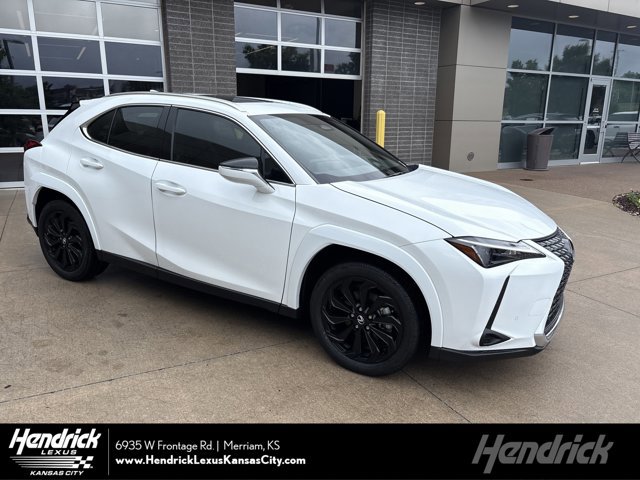 2026 Lexus UX 300h 300h Premium AWD's photo