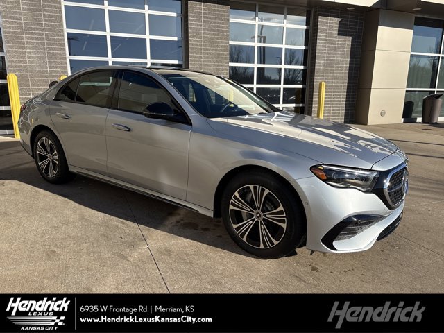 2024 Mercedes-Benz E-Class E350's photo