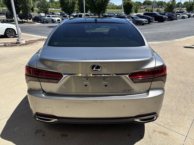 2021 LEXUS LS LS 500 photo 6